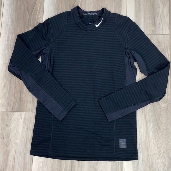 Nike Women’s pro fitted base layer long sleeve top size XL